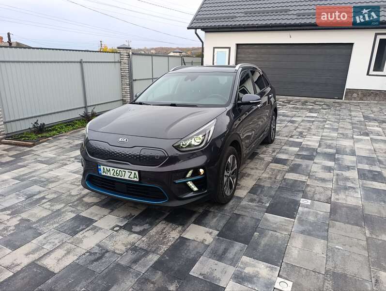 Внедорожник / Кроссовер Kia Niro 2020 в Богодухове фото 2 Внедорожник / Кроссовер Kia Niro 2020 в Богодухове