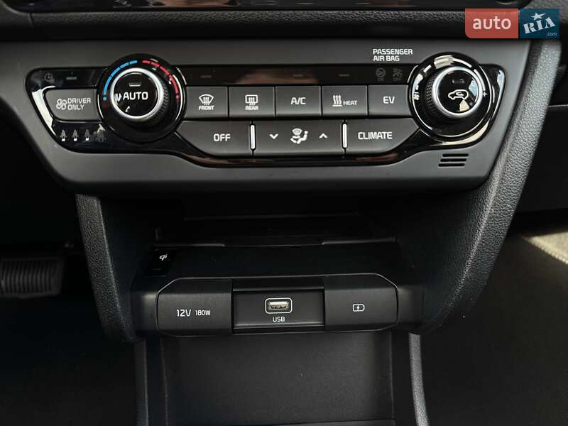 Внедорожник / Кроссовер Kia Niro 2020 в Львове