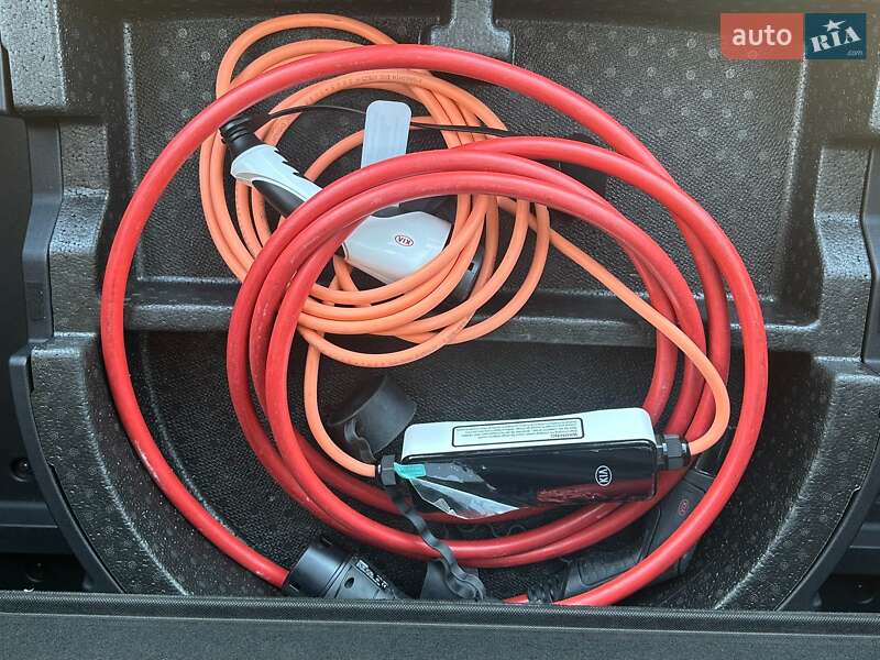 Внедорожник / Кроссовер Kia Niro 2020 в Львове