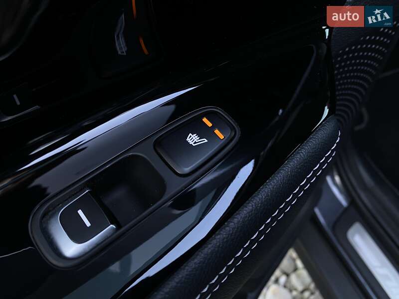 Внедорожник / Кроссовер Kia Niro 2020 в Львове