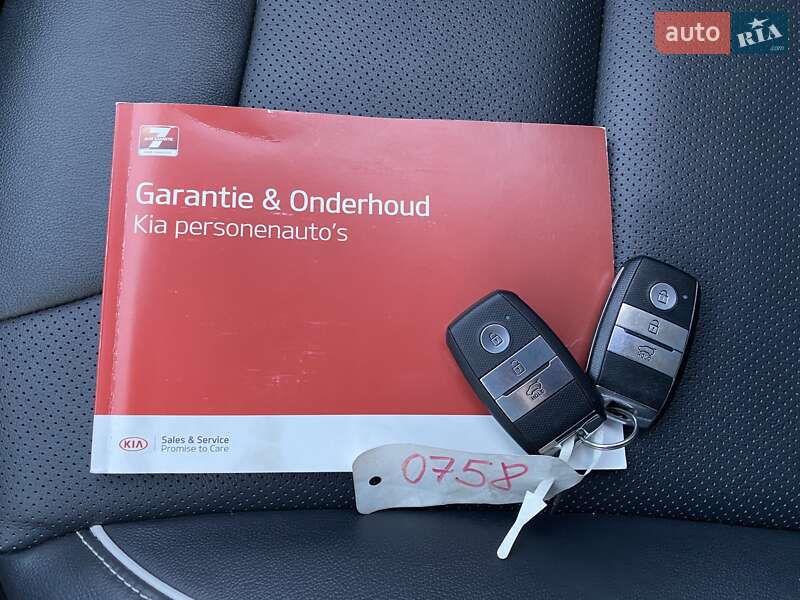 Внедорожник / Кроссовер Kia Niro 2020 в Львове