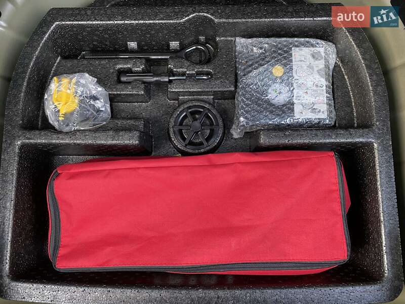 Внедорожник / Кроссовер Kia Niro 2020 в Львове