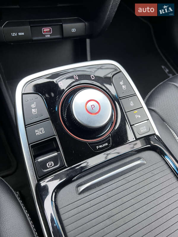 Позашляховик / Кросовер Kia Niro 2020 в Тернополі