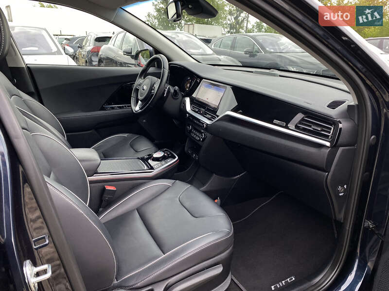 Внедорожник / Кроссовер Kia Niro 2020 в Львове