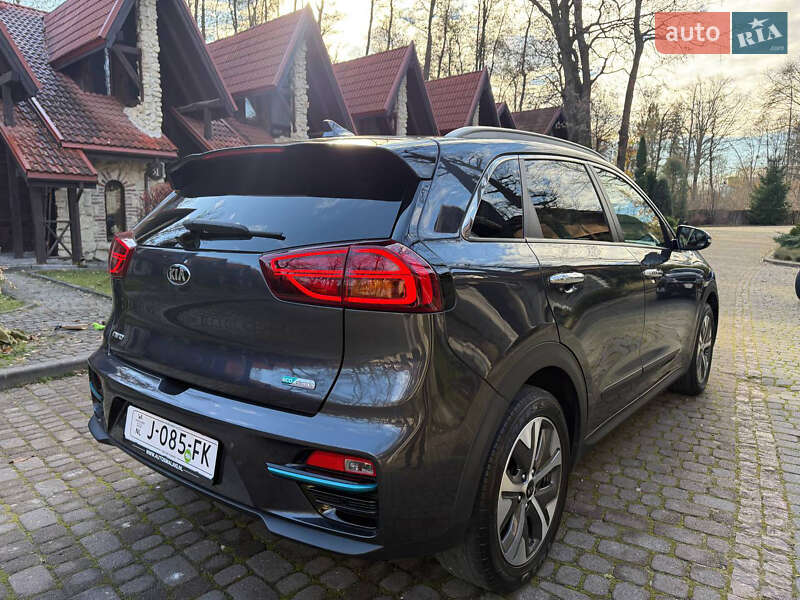 Внедорожник / Кроссовер Kia Niro 2020 в Львове