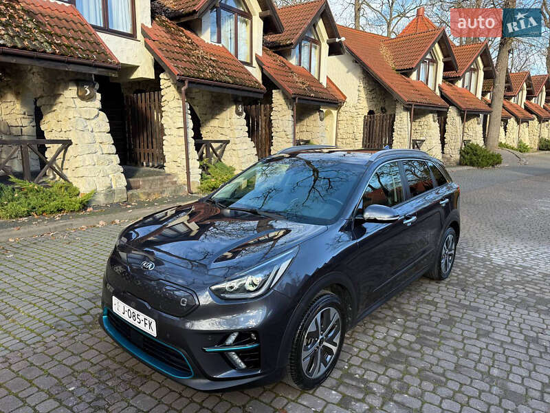 Внедорожник / Кроссовер Kia Niro 2020 в Львове