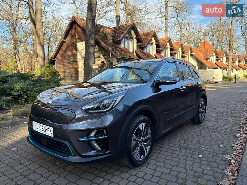 Внедорожник / Кроссовер Kia Niro 2020 в Львове