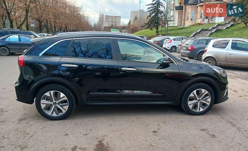 Позашляховик / Кросовер Kia Niro 2020 в Луцьку