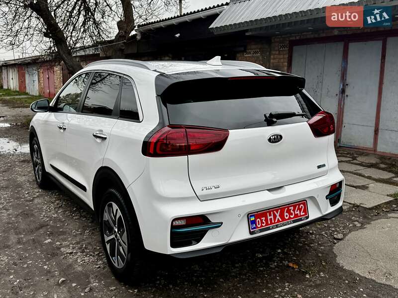 Внедорожник / Кроссовер Kia Niro 2020 в Казатине