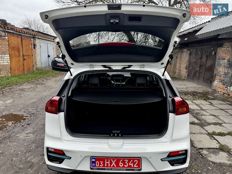 Внедорожник / Кроссовер Kia Niro 2020 в Казатине