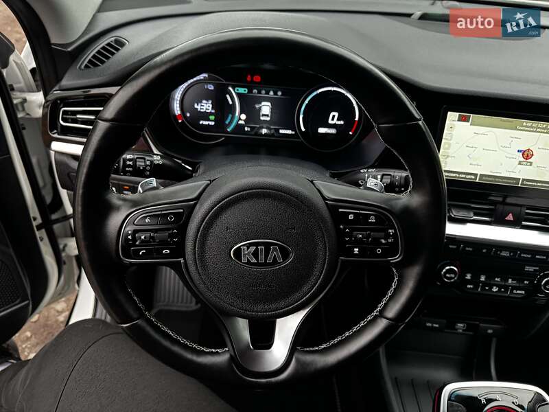 Внедорожник / Кроссовер Kia Niro 2020 в Казатине