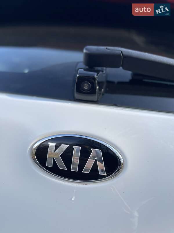 Внедорожник / Кроссовер Kia Niro 2021 в Хмельницком