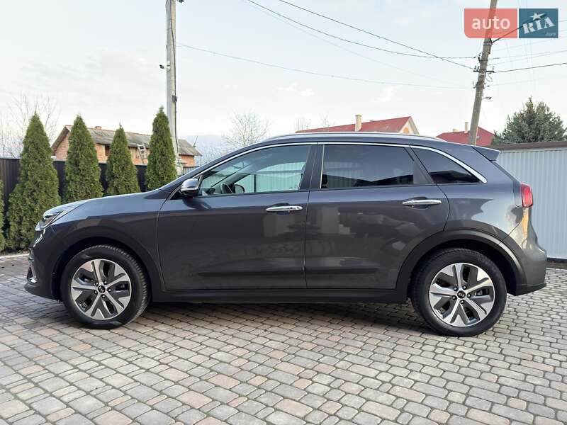 Внедорожник / Кроссовер Kia Niro 2020 в Черновцах