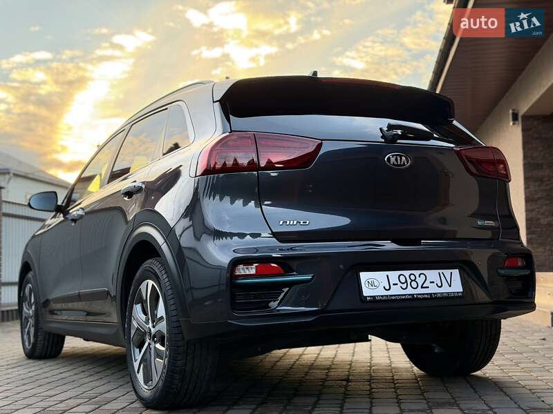 Внедорожник / Кроссовер Kia Niro 2020 в Черновцах