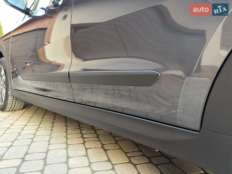 Внедорожник / Кроссовер Kia Niro 2020 в Черновцах