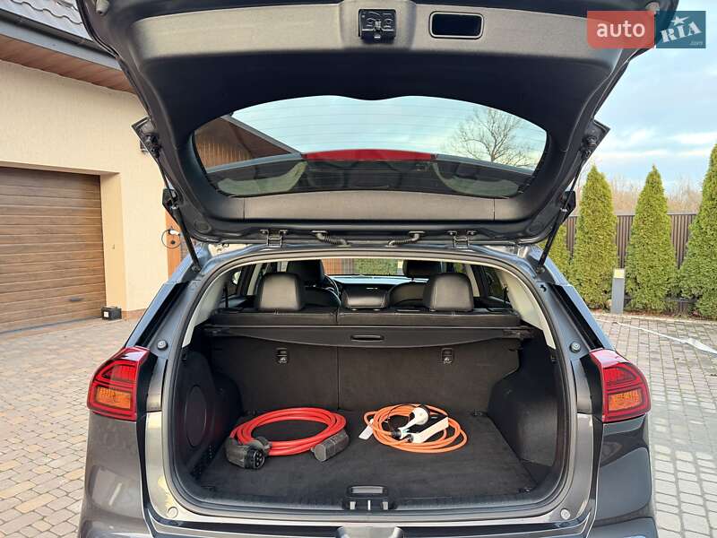 Внедорожник / Кроссовер Kia Niro 2020 в Черновцах