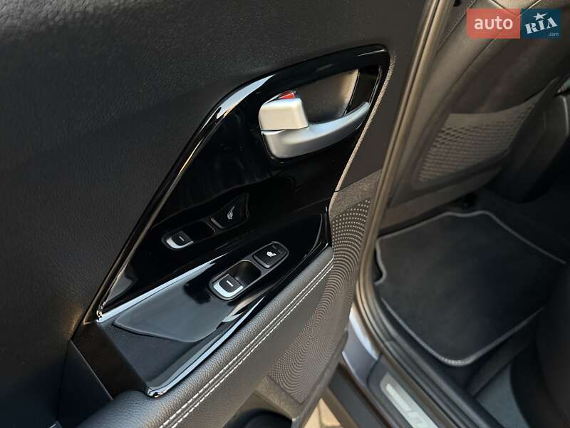 Внедорожник / Кроссовер Kia Niro 2020 в Черновцах