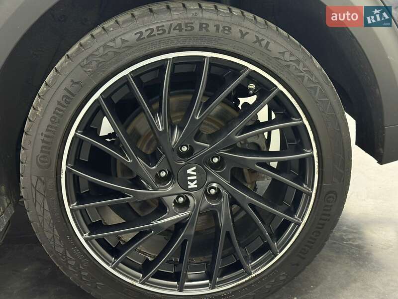 Позашляховик / Кросовер Kia Niro 2020 в Луцьку фото 14 Позашляховик / Кросовер Kia Niro 2020 в Луцьку
