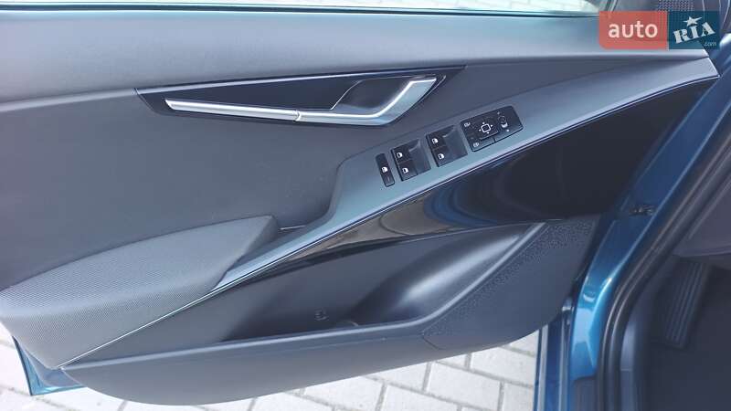 Внедорожник / Кроссовер Kia Niro 2023 в Дубно фото 10 Внедорожник / Кроссовер Kia Niro 2023 в Дубно