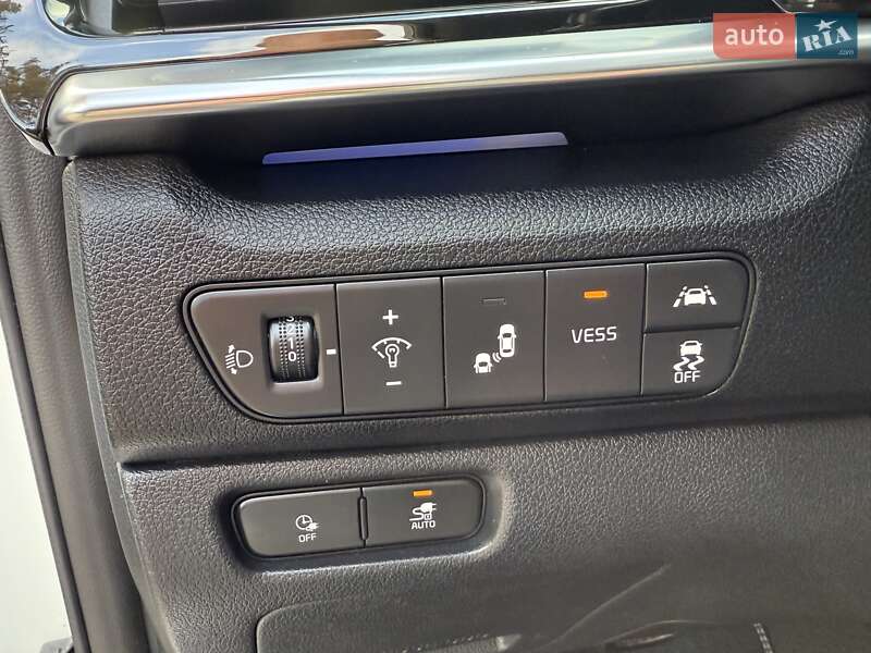 Внедорожник / Кроссовер Kia Niro 2020 в Ровно