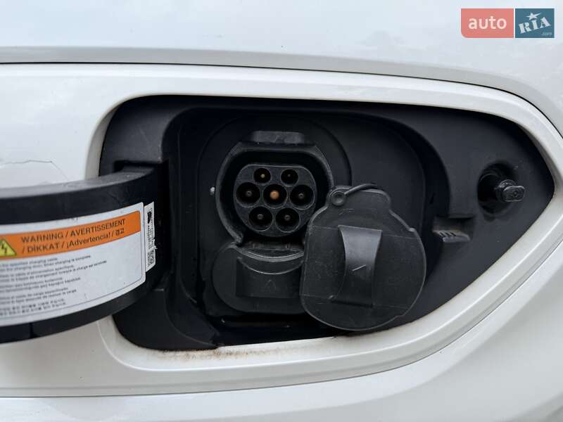 Внедорожник / Кроссовер Kia Niro 2020 в Ровно