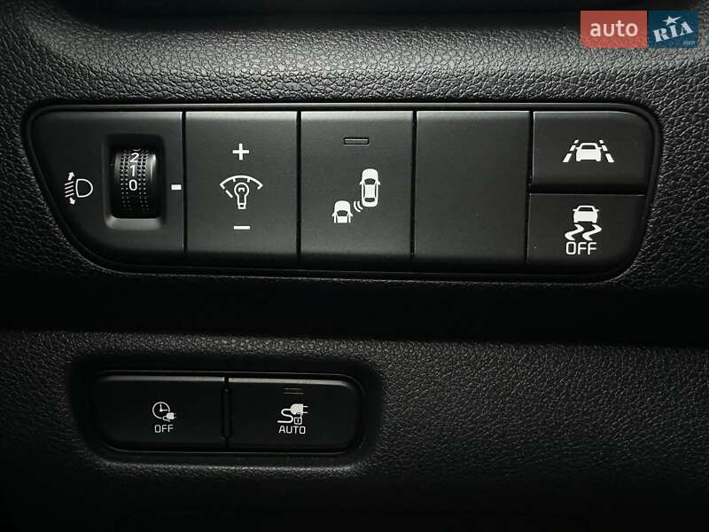 Внедорожник / Кроссовер Kia Niro 2022 в Львове