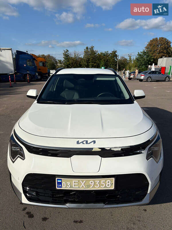Внедорожник / Кроссовер Kia Niro 2023 в Ровно