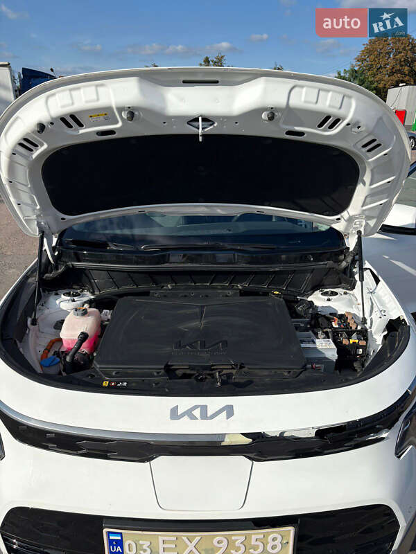 Внедорожник / Кроссовер Kia Niro 2023 в Ровно