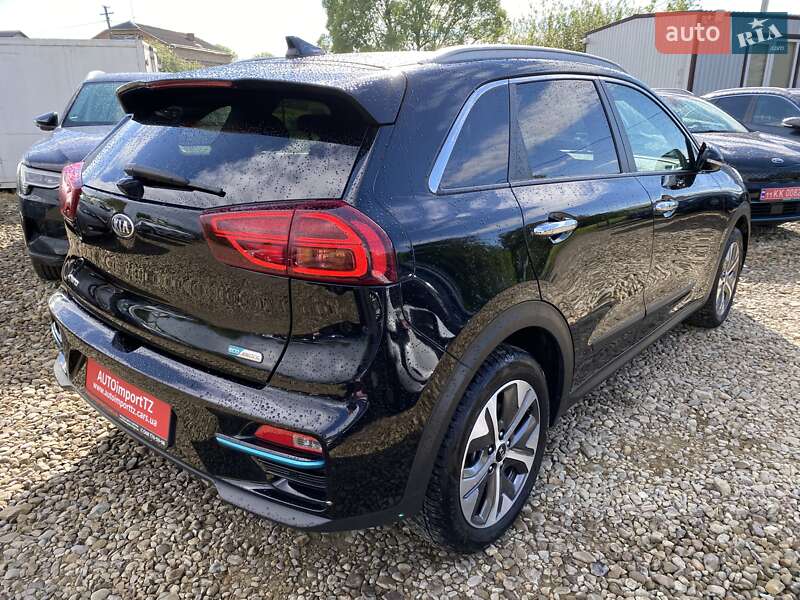 Позашляховик / Кросовер Kia Niro 2020 в Львові