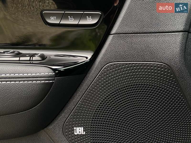 Позашляховик / Кросовер Kia Niro 2020 в Львові