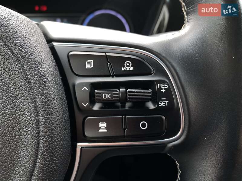 Позашляховик / Кросовер Kia Niro 2020 в Львові