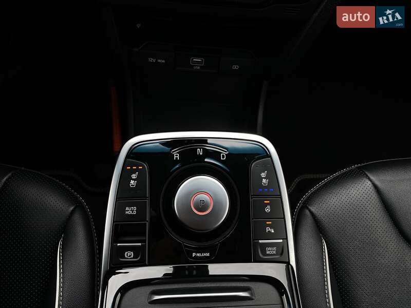 Позашляховик / Кросовер Kia Niro 2020 в Львові