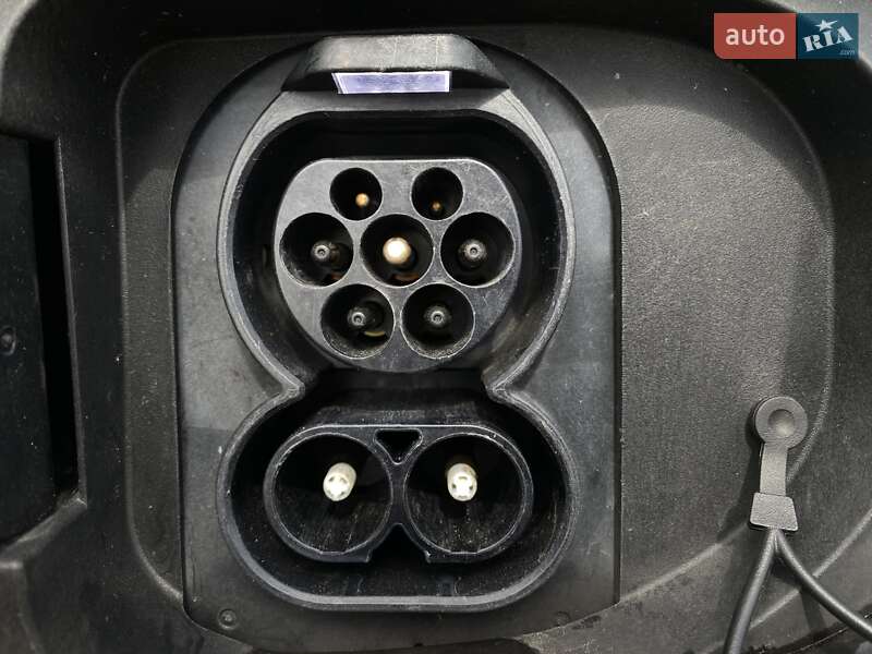 Позашляховик / Кросовер Kia Niro 2020 в Львові