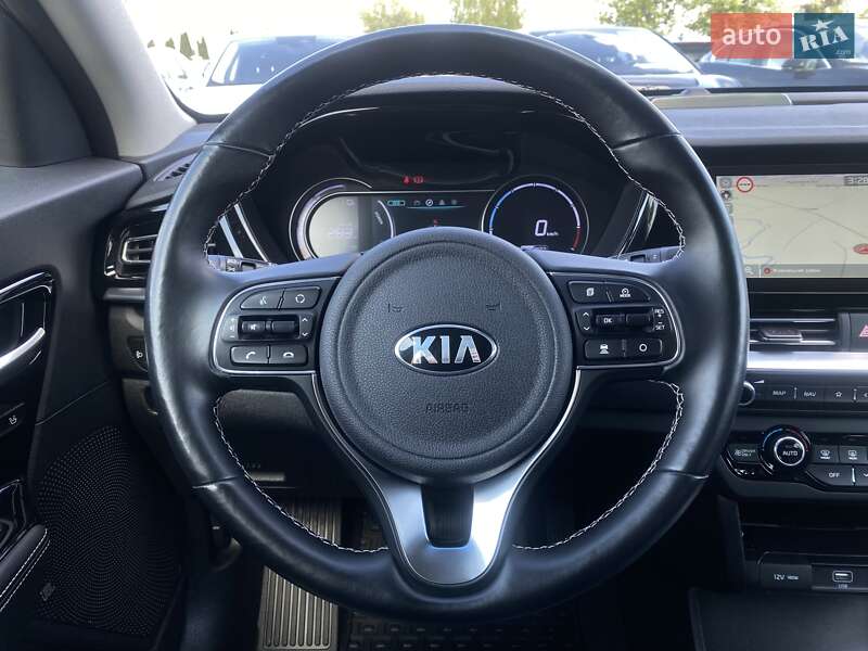 Внедорожник / Кроссовер Kia Niro 2020 в Львове