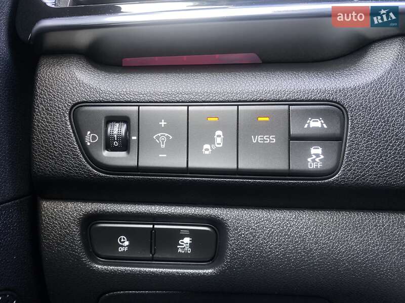 Внедорожник / Кроссовер Kia Niro 2020 в Львове