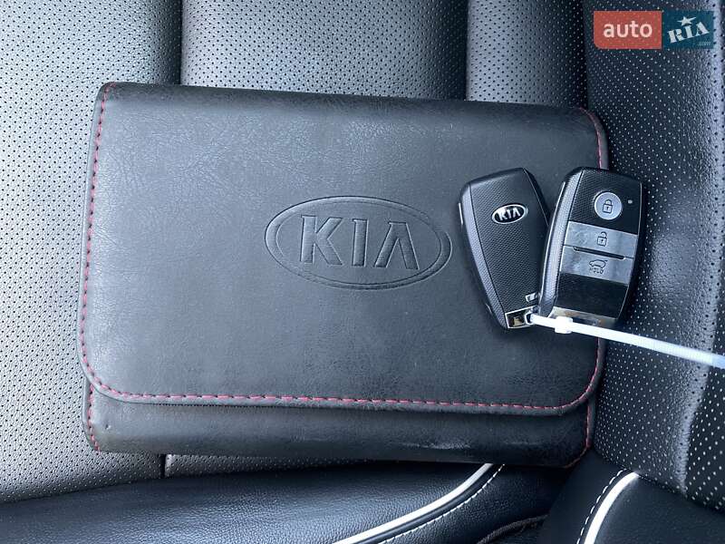 Внедорожник / Кроссовер Kia Niro 2020 в Львове