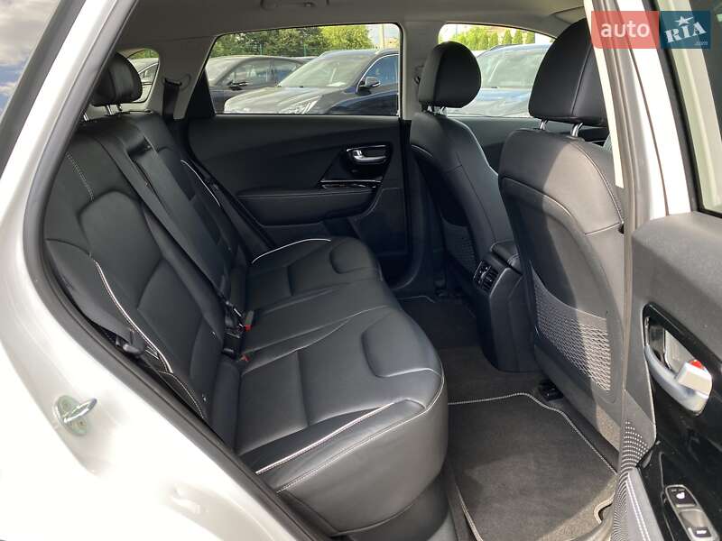 Внедорожник / Кроссовер Kia Niro 2020 в Львове