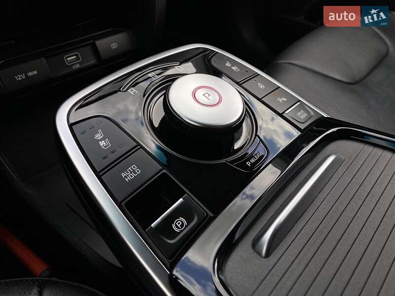 Внедорожник / Кроссовер Kia Niro 2020 в Львове