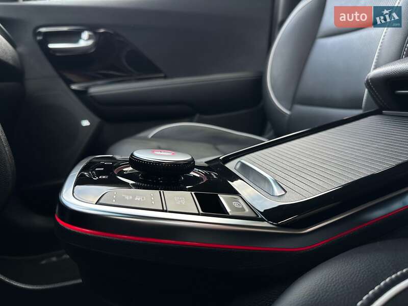 Внедорожник / Кроссовер Kia Niro 2022 в Львове