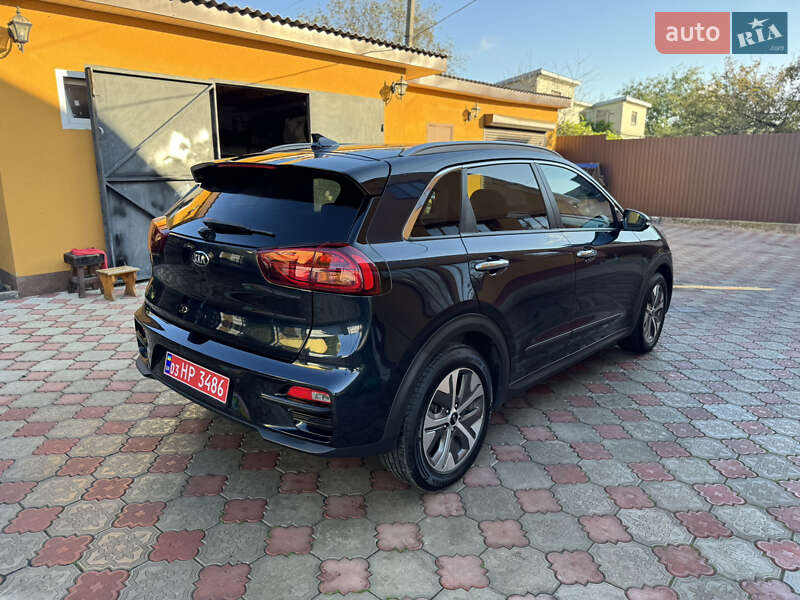 Внедорожник / Кроссовер Kia Niro 2020 в Ровно фото 4 Внедорожник / Кроссовер Kia Niro 2020 в Ровно