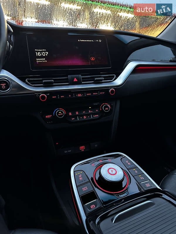 Внедорожник / Кроссовер Kia Niro 2020 в Львове