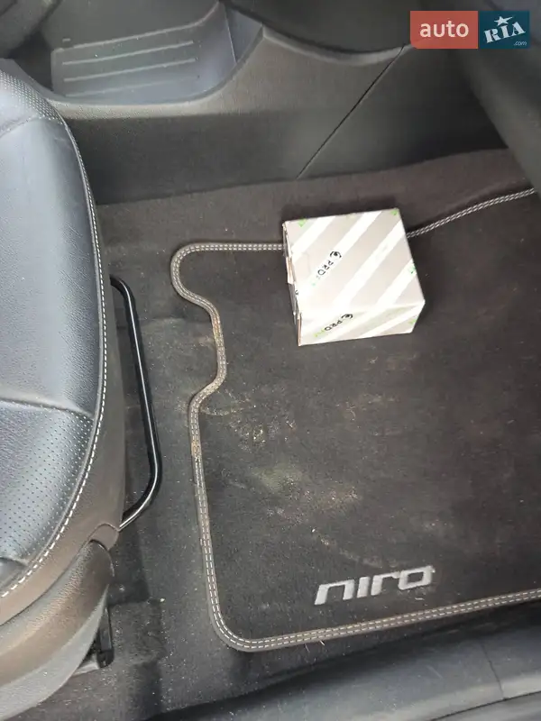 Kia Niro 2019 VIN KNACC81GFK5026077 фото оголошення 7 з 28