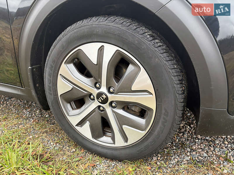 Внедорожник / Кроссовер Kia Niro 2020 в Киеве фото 28 Внедорожник / Кроссовер Kia Niro 2020 в Киеве