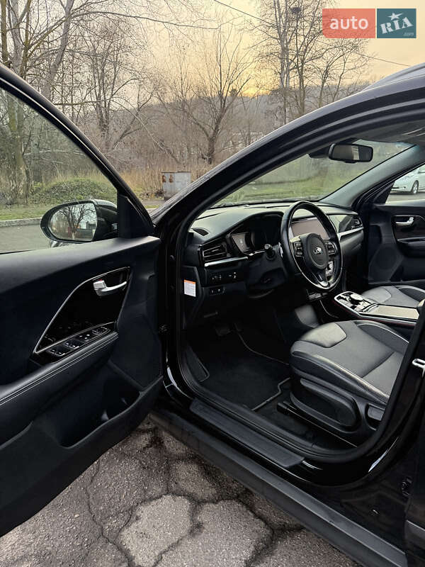 Внедорожник / Кроссовер Kia Niro 2020 в Полтаве