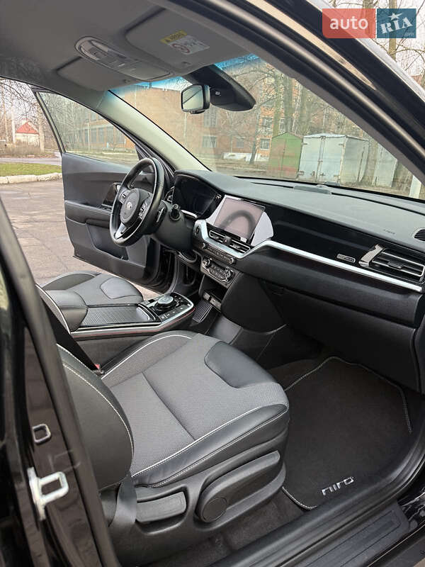 Внедорожник / Кроссовер Kia Niro 2020 в Полтаве