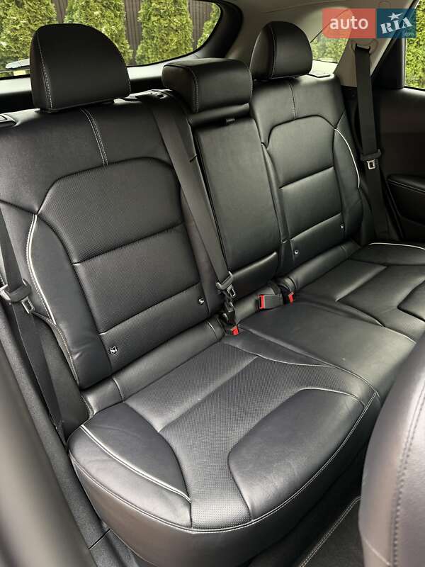 Внедорожник / Кроссовер Kia Niro 2020 в Черновцах