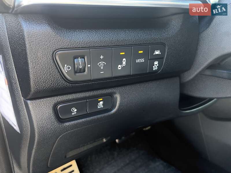 Внедорожник / Кроссовер Kia Niro 2020 в Львове