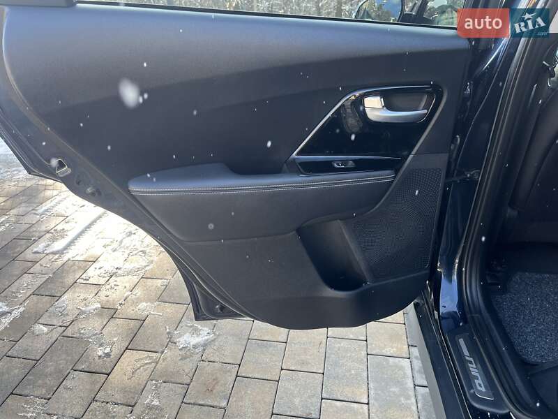 Внедорожник / Кроссовер Kia Niro 2020 в Львове