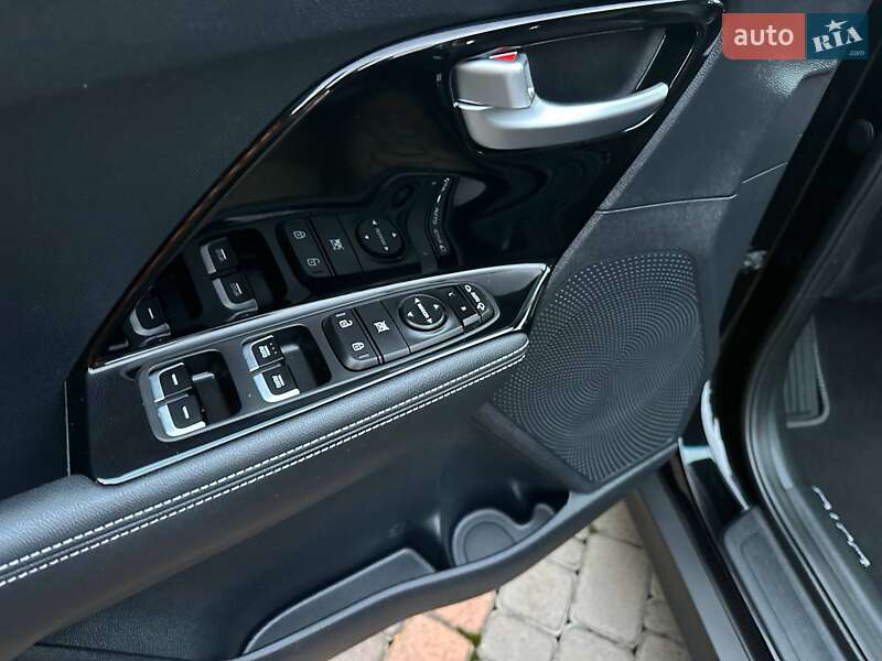 Внедорожник / Кроссовер Kia Niro 2020 в Харькове фото 24 Внедорожник / Кроссовер Kia Niro 2020 в Харькове