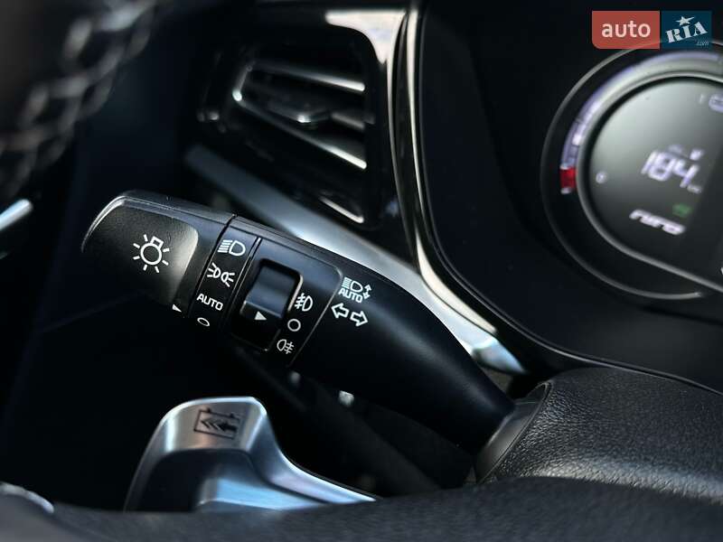 Внедорожник / Кроссовер Kia Niro 2020 в Львове